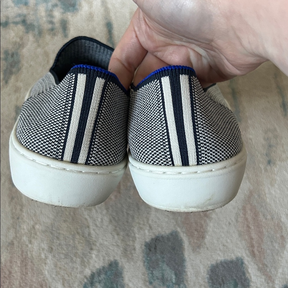 Rothy’s sneakers navy and white size 7 - Picture 4 of 7